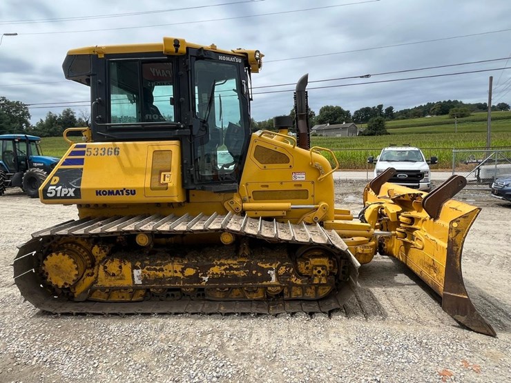 2021-komatsu-d51px-24-image-6