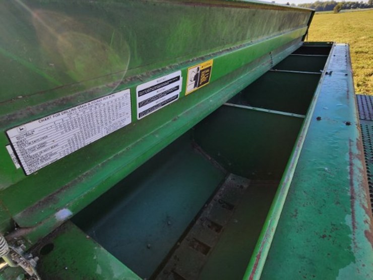 john-deere-750-image-13