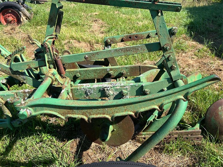 oliver-1-bottom-plow-image-7