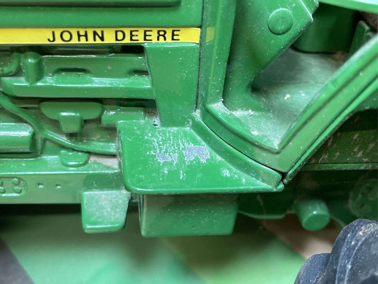 1/16-john-deere-4450-nib-ertl-image-3
