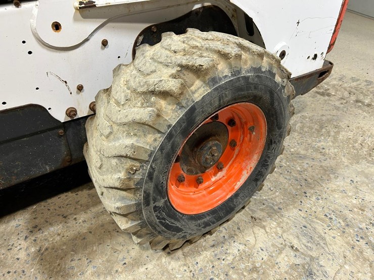 2021-bobcat-s740-image-13