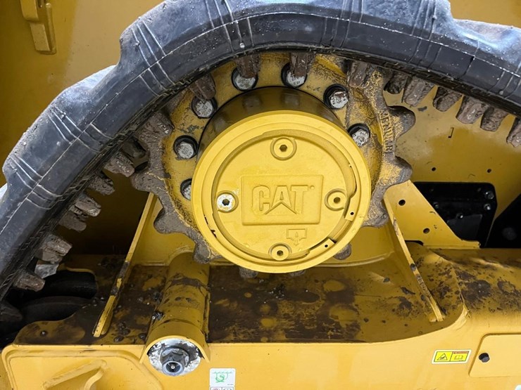 2024-caterpillar-255-skid-steer-loader-image-19