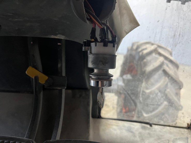 2018-kubota-m5-111hdc-image-30