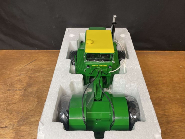 1/16-john-deere-wa-14-prestige-nib-ertl-image-9