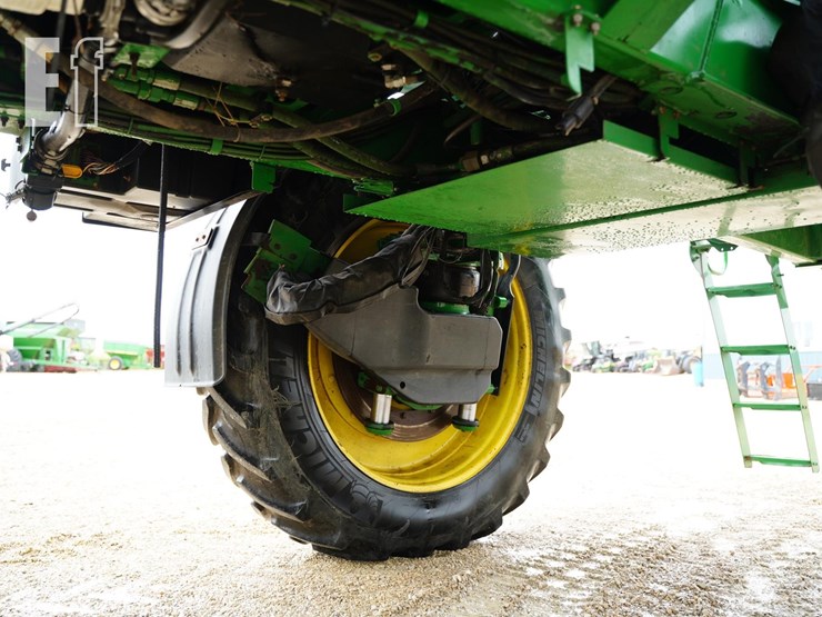 2011-john-deere-4930-image-22