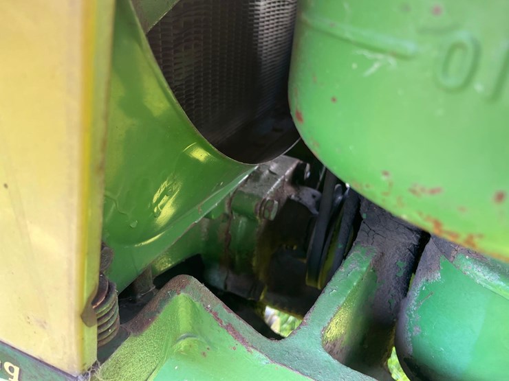 john-deere-720-image-38