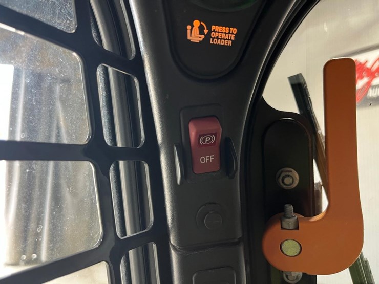 2018-bobcat-s595-image-23