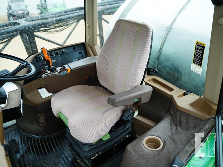 2011-john-deere-4930-image-44