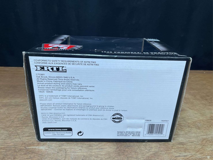 1/16-farmall-m-tsc-75th-anniversary-nib-ertl-image-7