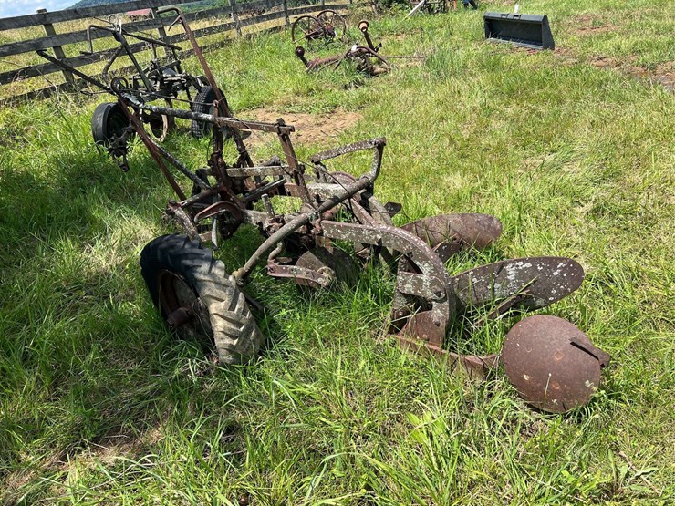 2-bottom-plow-image-5