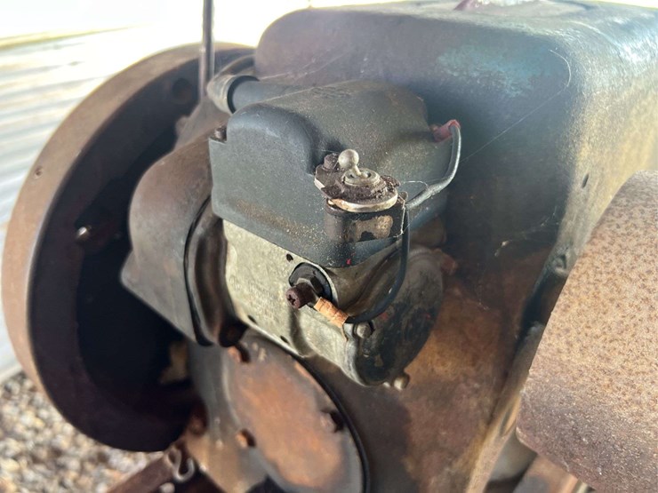 international-lb-engine-with-air-compressor-image-16