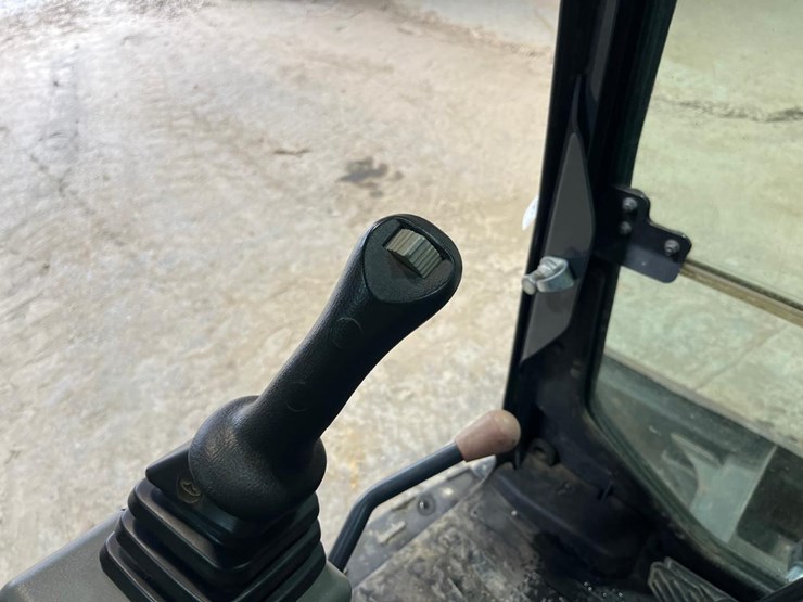 2018-bobcat-e35i-image-32