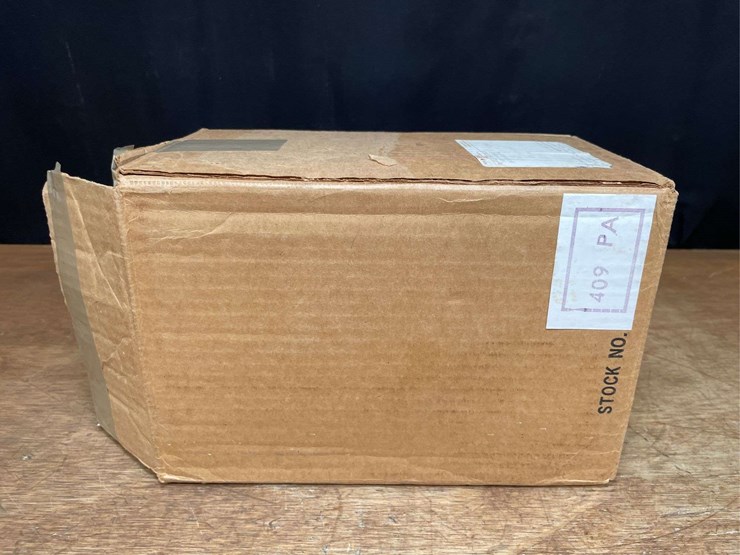 1/16-ih-5488-1984-first-edition-nib-ertl-image-13