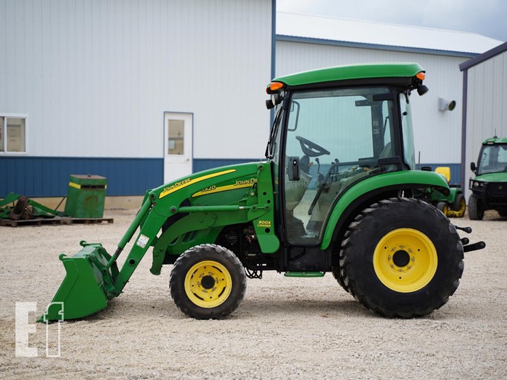 2007-john-deere-3320-image-8