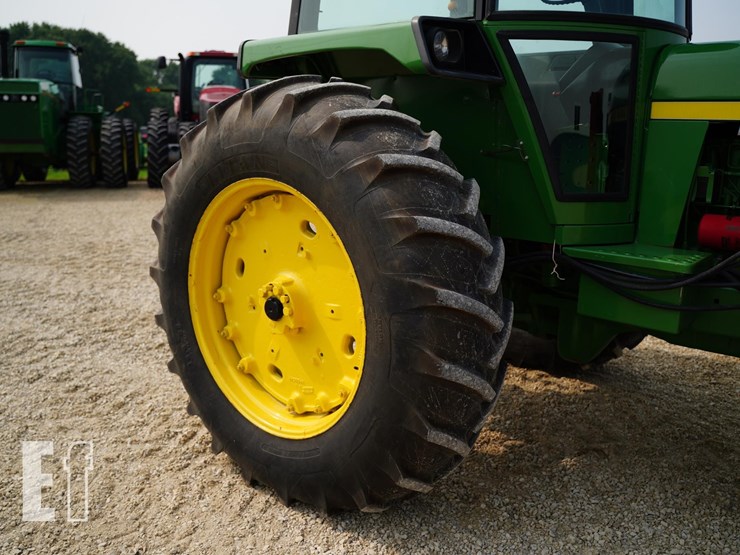 1974-john-deere-4430-image-25