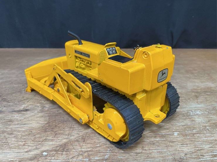 1/16-john-deere-450-crawler-nib-ertl-image-3