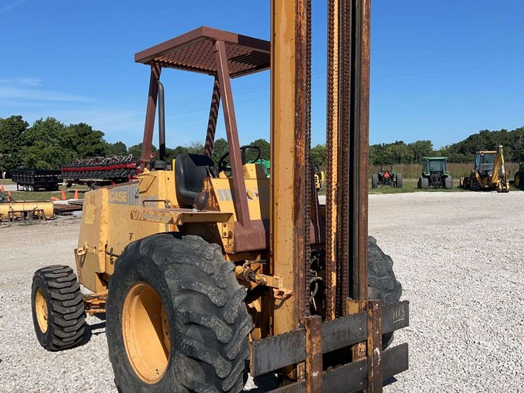case-585e-image-2