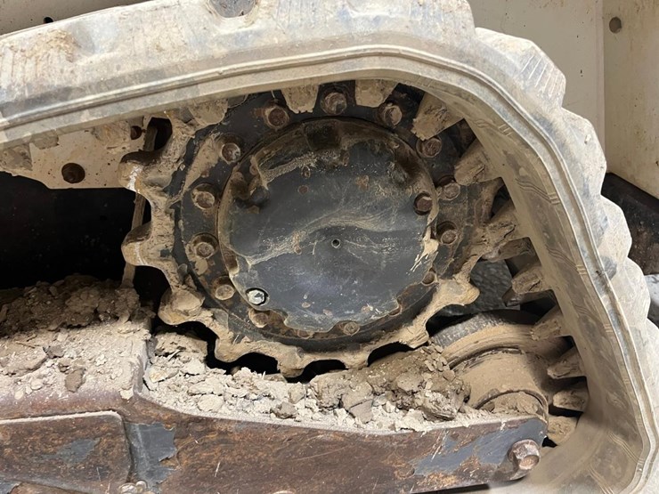 2019-bobcat-t450-image-14