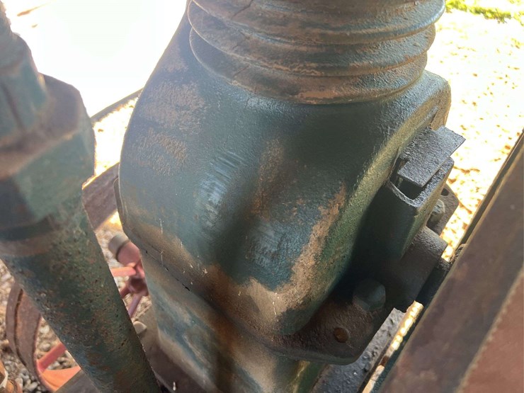 international-lb-engine-with-air-compressor-image-43