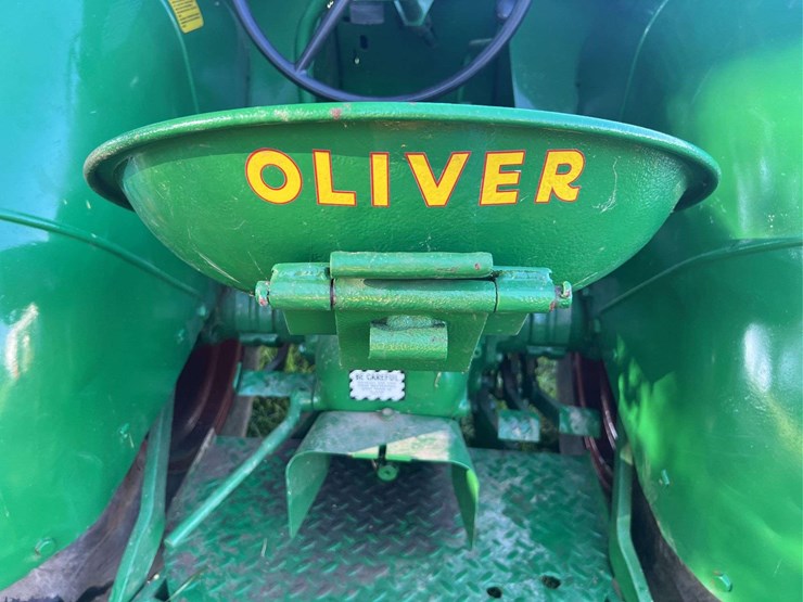 oliver-super-77-image-56