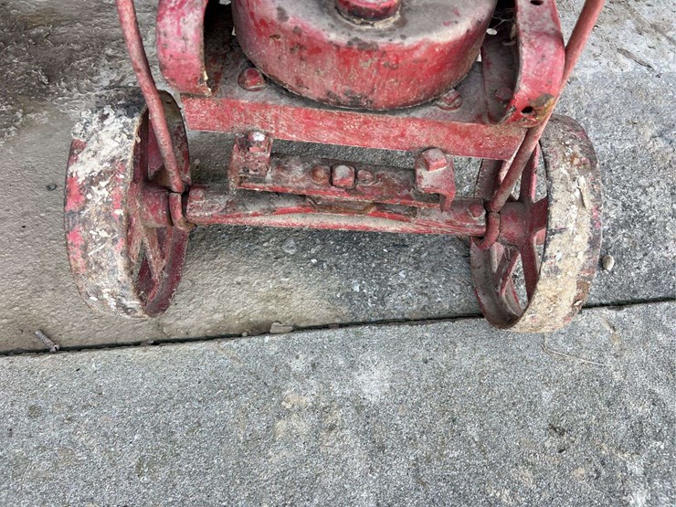 international-harvester-lb-engine-image-19