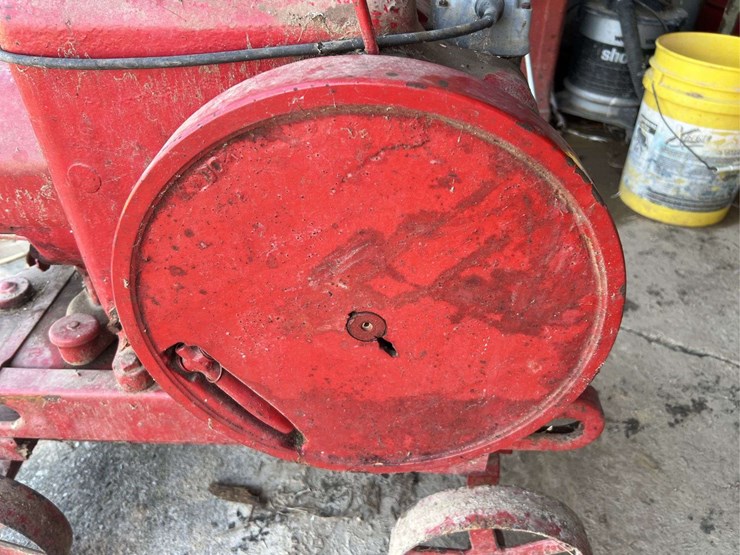 international-harvester-lb-engine-image-10