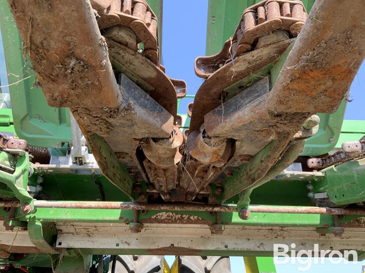 2019-john-deere-712c-image-17