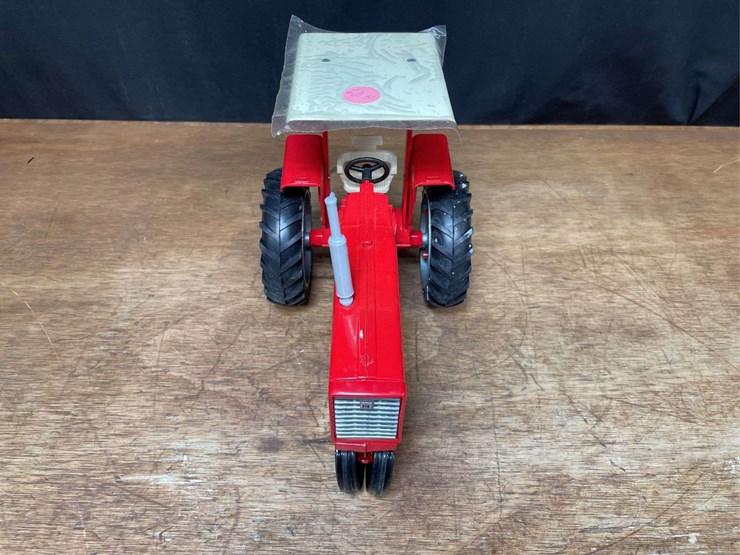 1/16-ih-756-1996-farm-show-nib-ertl-image-12