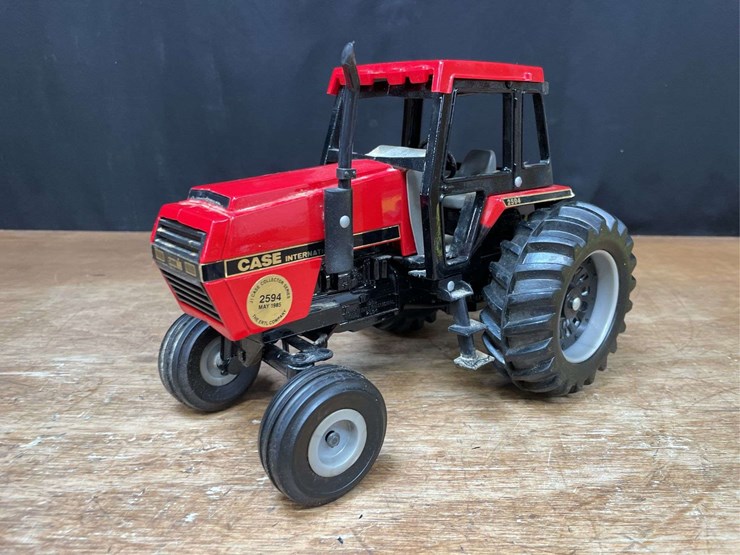 1/16-case-ih-2594-1985-collector-nib-ertl-image-2