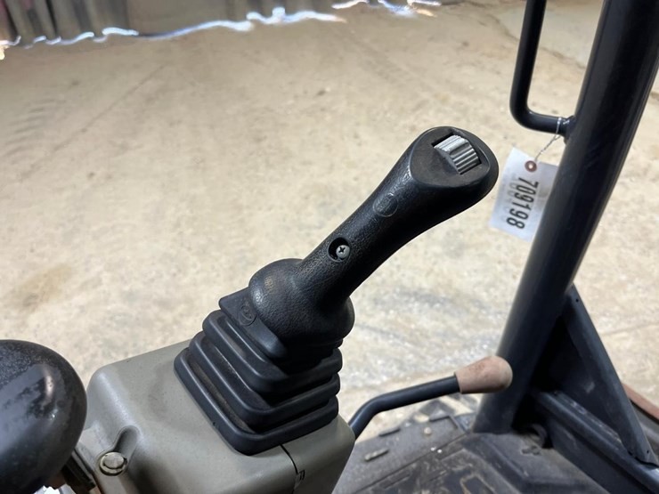 2018-bobcat-e35-image-30