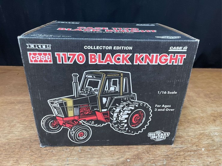1/16-case-1170-black-knight-collector-nib-ertl-image-13