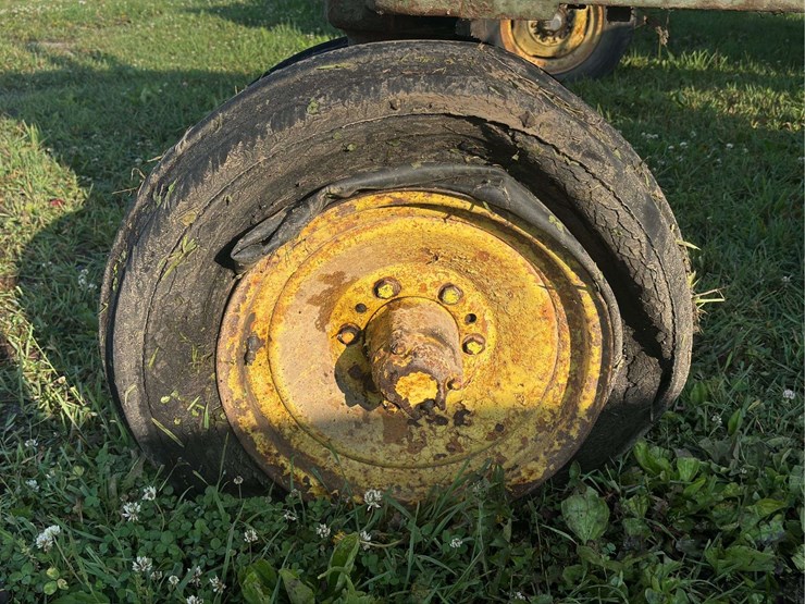 john-deere-model-a-image-12