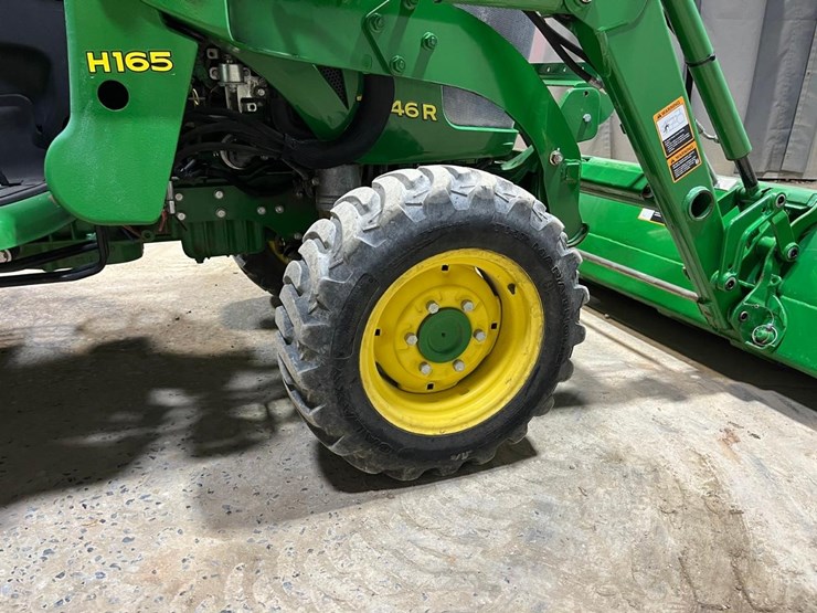 john-deere-3046r-image-16