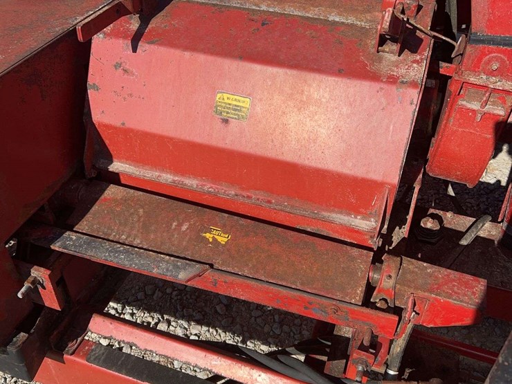 case-ih-1350-image-15