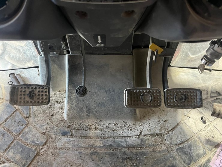 2018-kubota-m5-111hdc-image-25