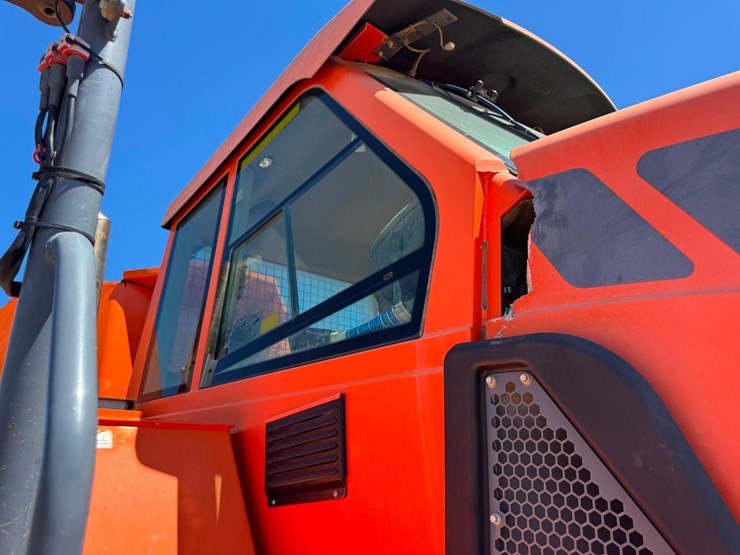 2014-doosan-da30-image-35