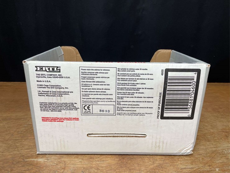 1/16-ih-1468-nib-ertl-image-8
