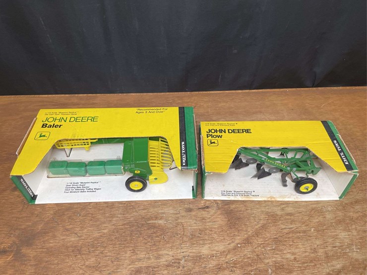(2)-1/16-john-deere-plow-+-baler-nib-ertl-image-4