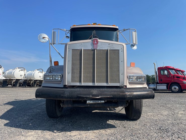 2000-kenworth-t800-image-2