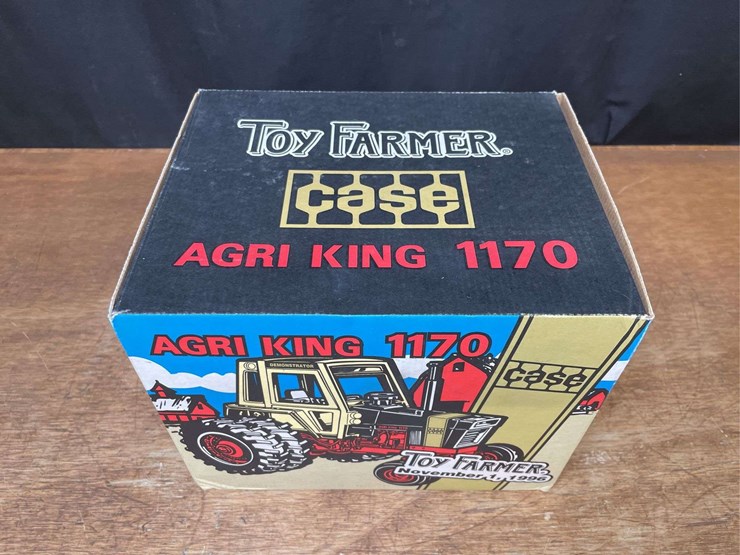 1/16-case-1170-demonstrator-1996-nfts-nib-ertl-image-16