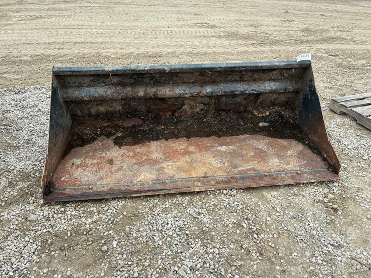 bobcat-86”-skid-steer-material-bucket-image-2