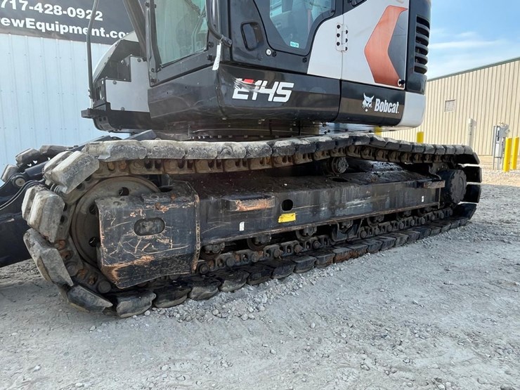2020-bobcat-e145-image-17
