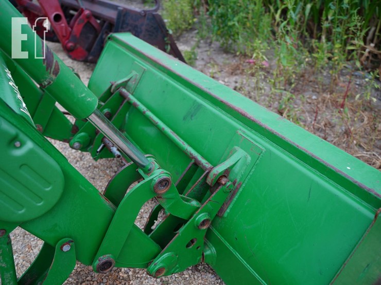 2013-john-deere-h310-image-8