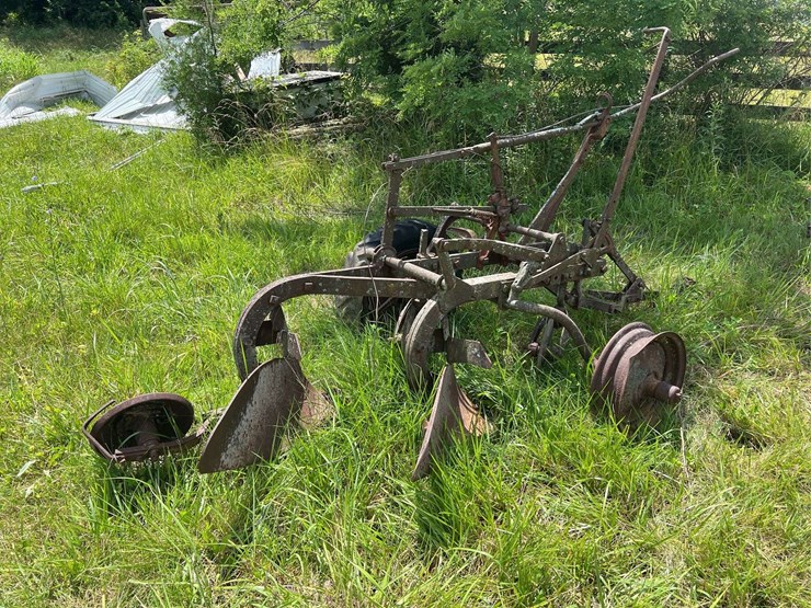 2-bottom-plow-image-4