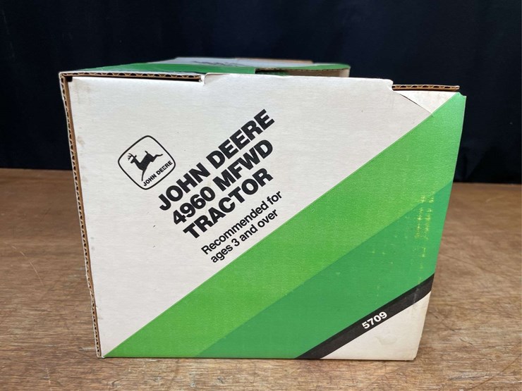 1/16-john-deere-4960-nib-ertl-image-6