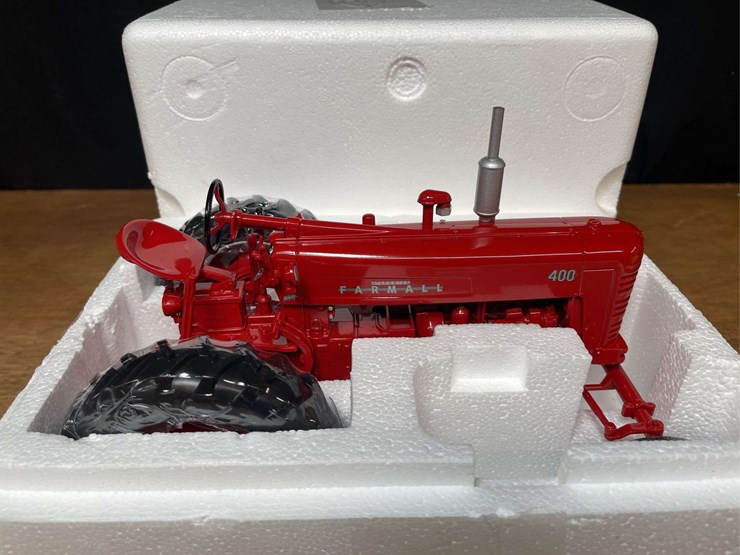 1/16-farmall-400-claire-scheibe-nib-sc-image-5