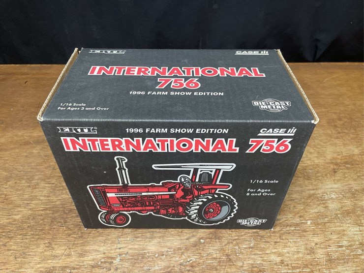 1/16-ih-756-1996-farm-show-nib-ertl-image-14
