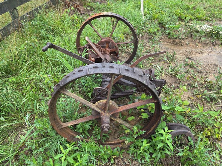 massey-harris-no.-33-sickle-mower-image-8