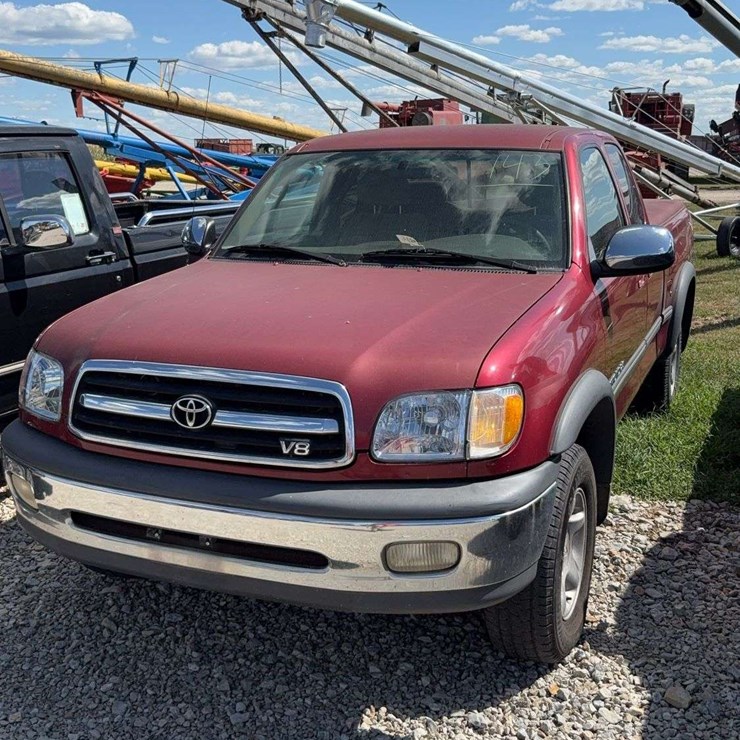 2000 TOYOTA TUNDRA