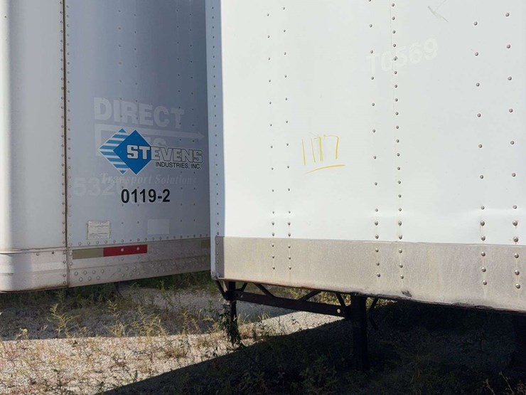 2005-utility-53'-image-3